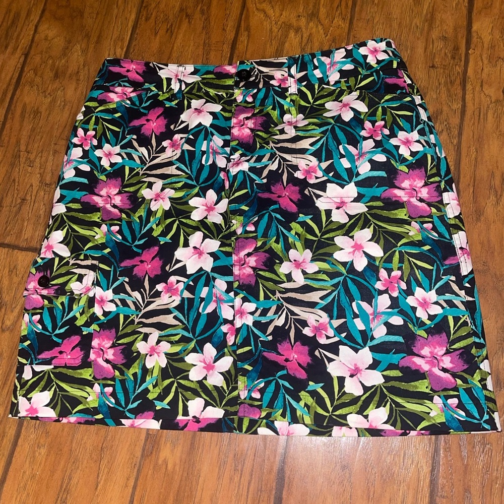 Christopher & Banks Floral Mini Skirt - Pink, Green, Black womans size 6